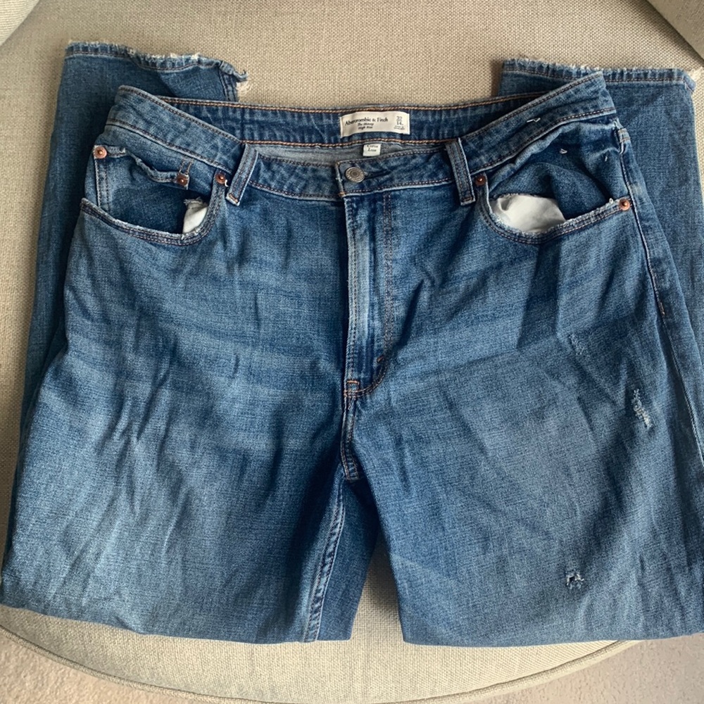 Abercrombie Skinny High Rise Size 32/14